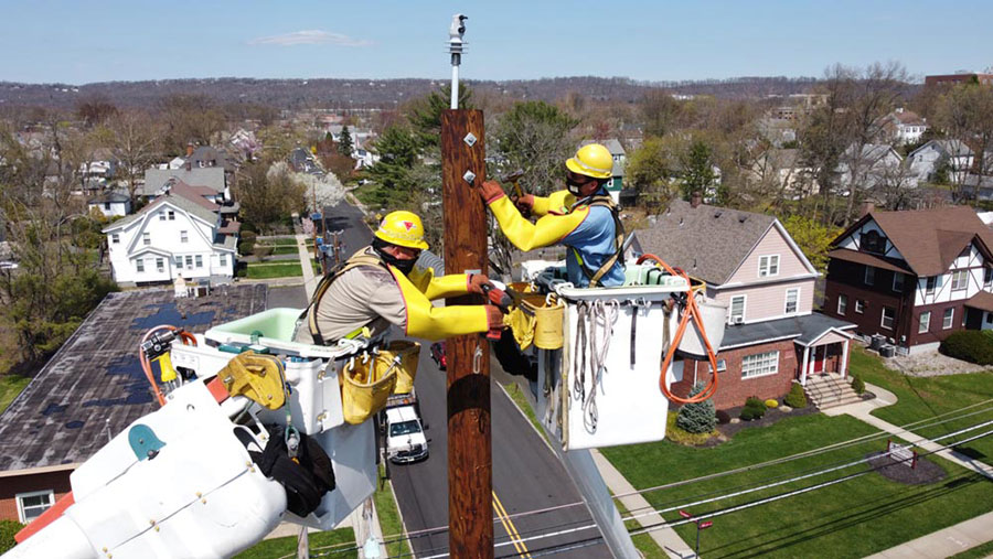 Lineworkers in Somerville