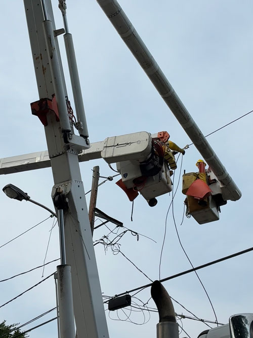 July 4, 2026 - PSE&G line crews shown restoring power in Plainfield, NJ.