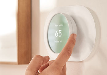 The PSE&G FlexPower Program is available for small to medium-sized businesses with a smart thermostat and a monthly peak demand of less than 150 kW. Participants can earn rewards for being flexible with their energy use.