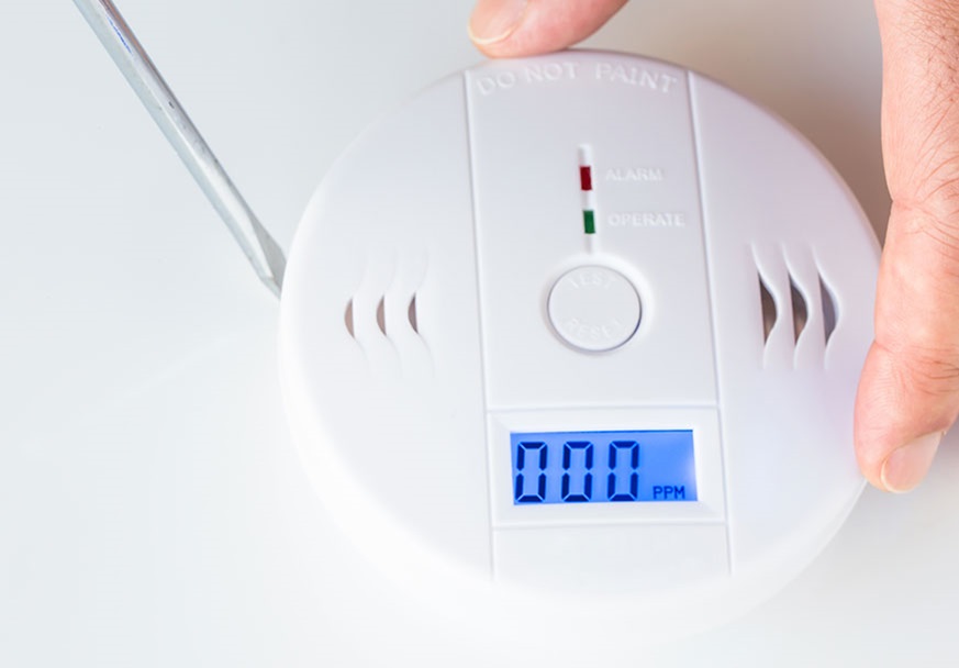 Carbon monoxide detector sold on  has alarm malfunction; CPSC
